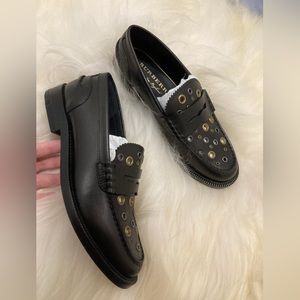 New Burberry black leather Bedmont eyelets loafer